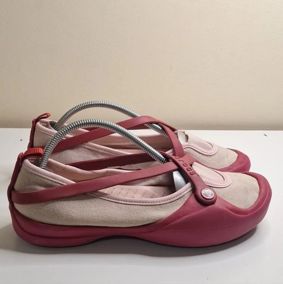 CROCS Celeste Cross Strap Mary Jane Slip On  Red Pink Shoes Women'sSize 7 - Picture 1 of 8
